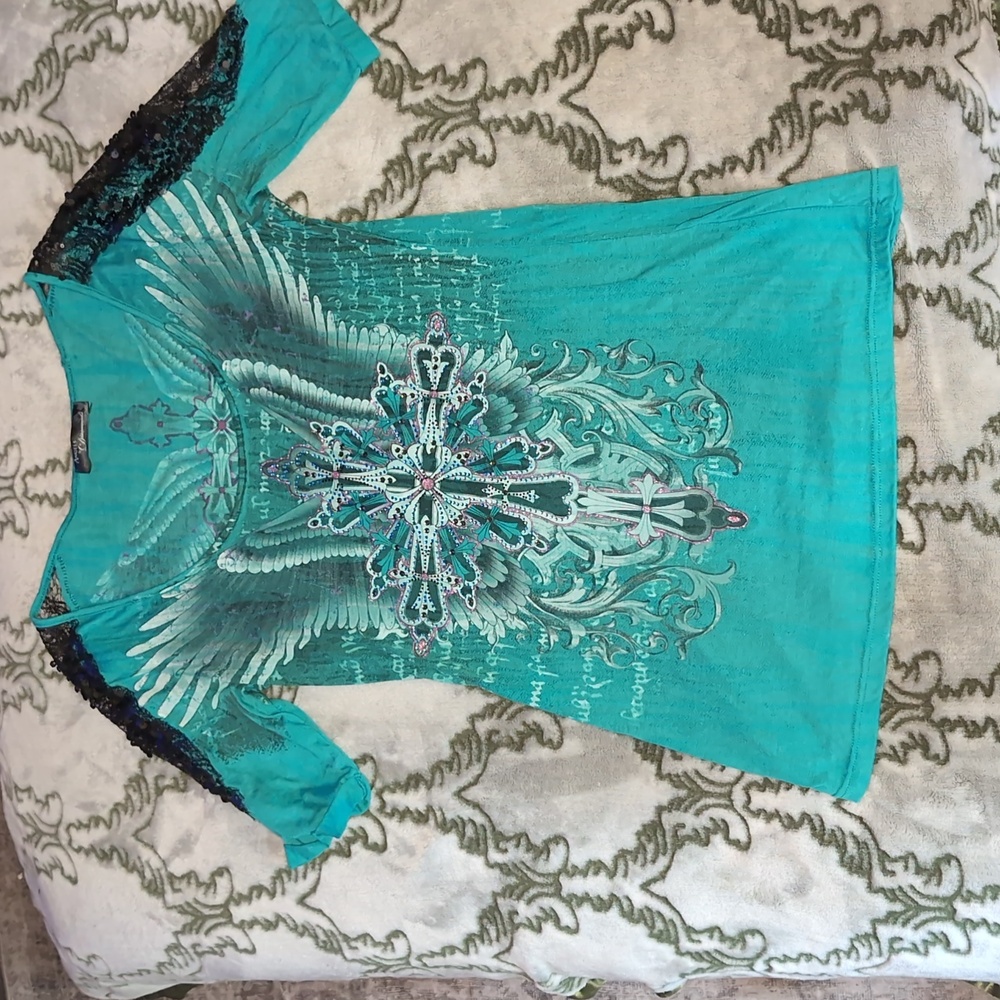 Women's Shirt